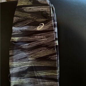 Asics Black and Green Patterned capri leggings